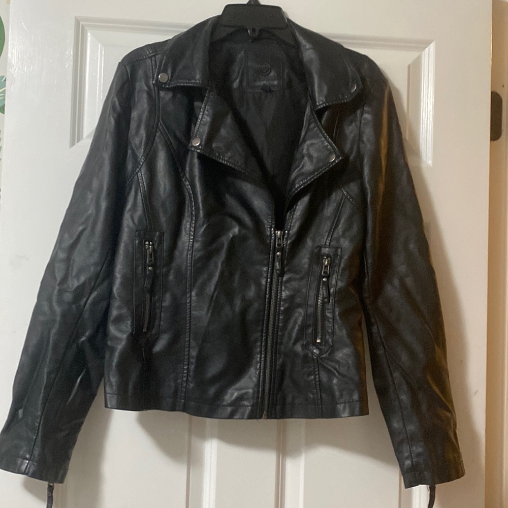 Max Studios faux leather black jacket
